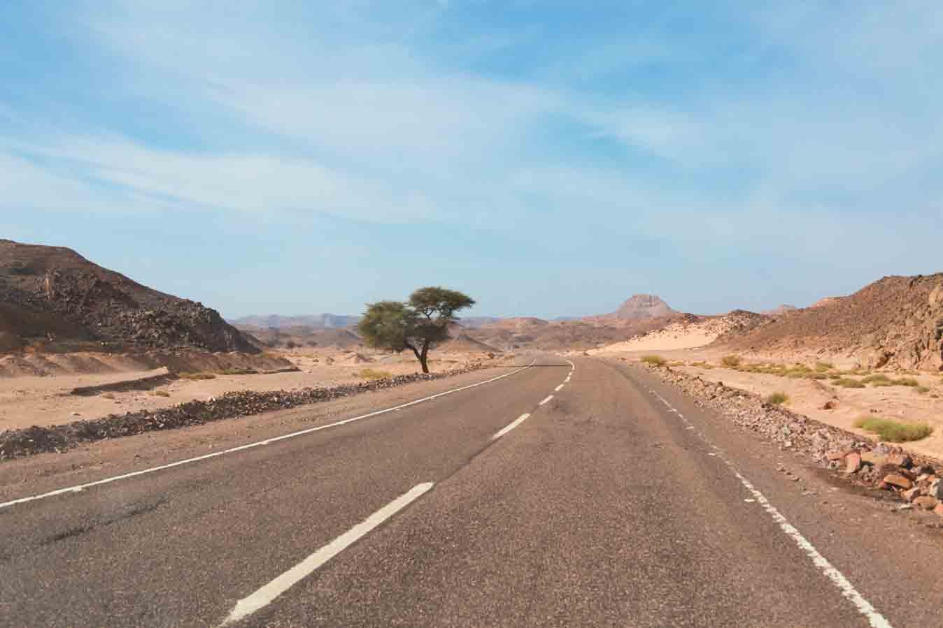 Road connecting Iraokhor